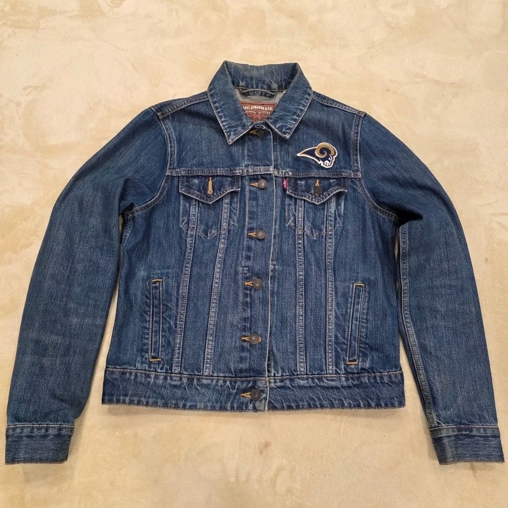 Levi's x NFL 2016 Los Angeles Rams Denim Trucker Jacket Men's Size M Embroidered